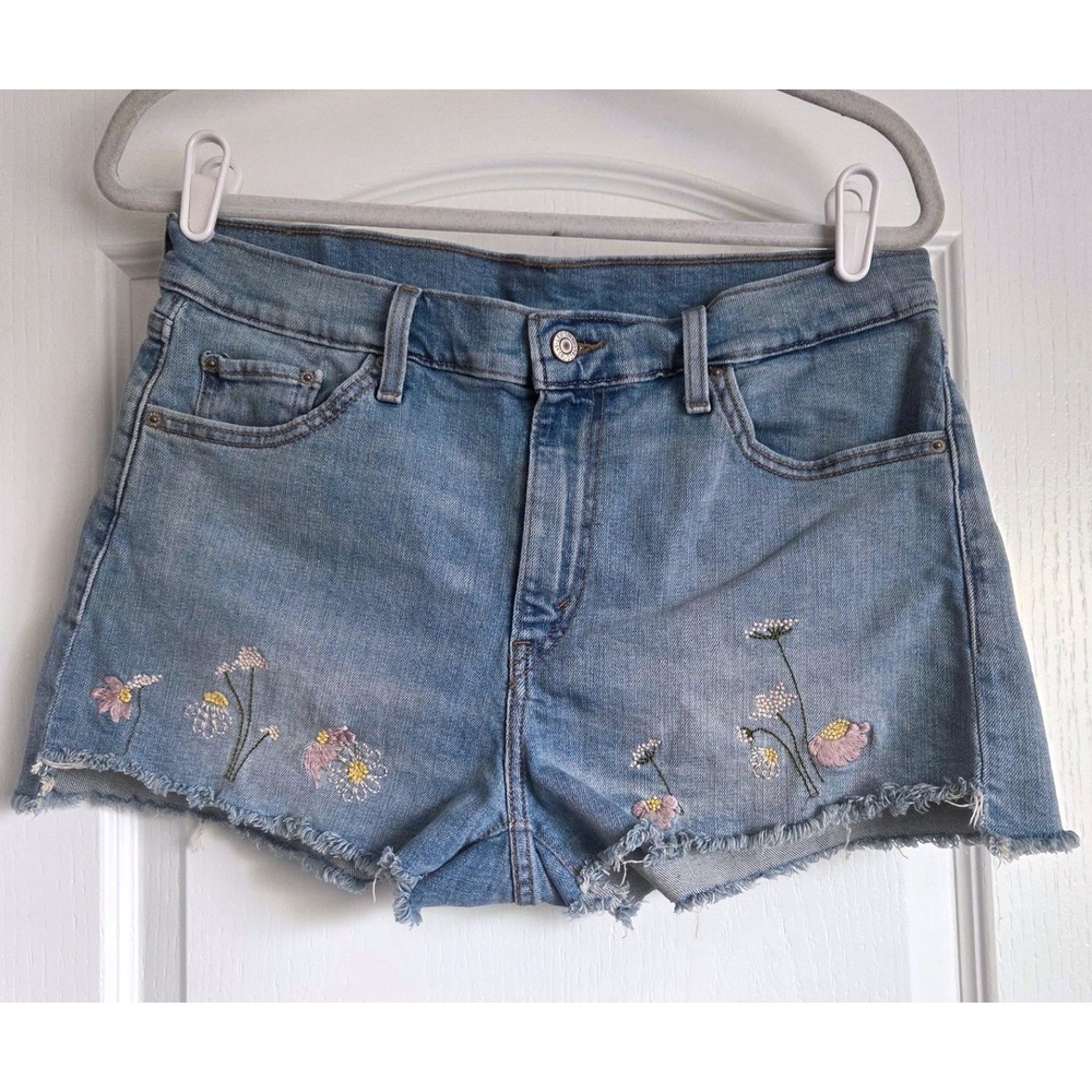 Levis Embroidered Floral Denim Cut Off Shorts Light Wash Frayed Hem Sz 31 Boho